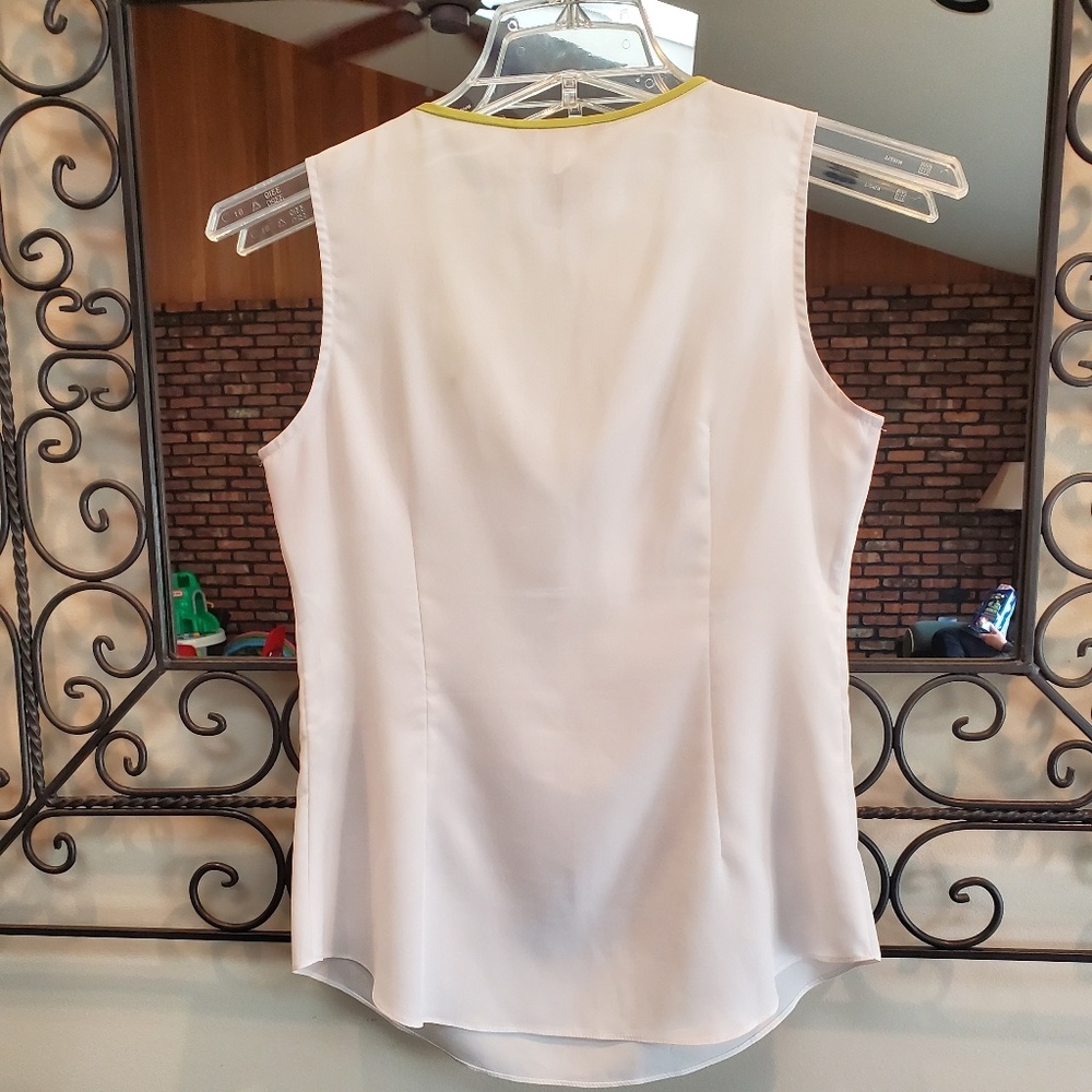 Banana Republic Shell Blouse - Picture 6 of 7